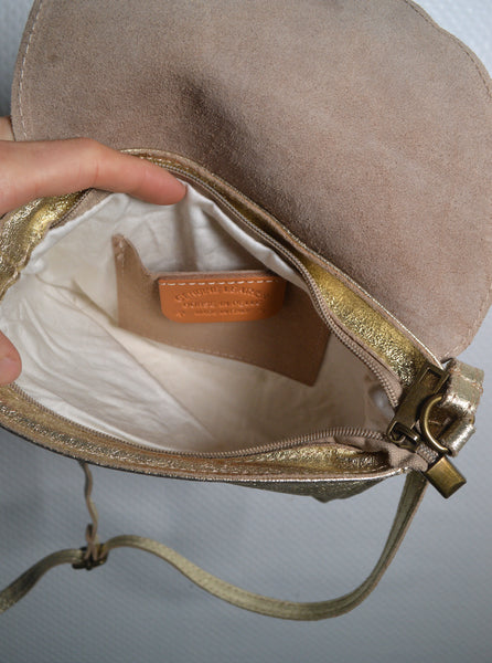 Pochette en cuir dorée