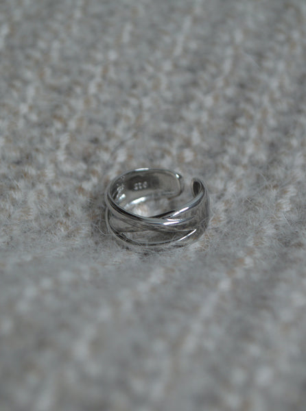 Bague fluide en argent