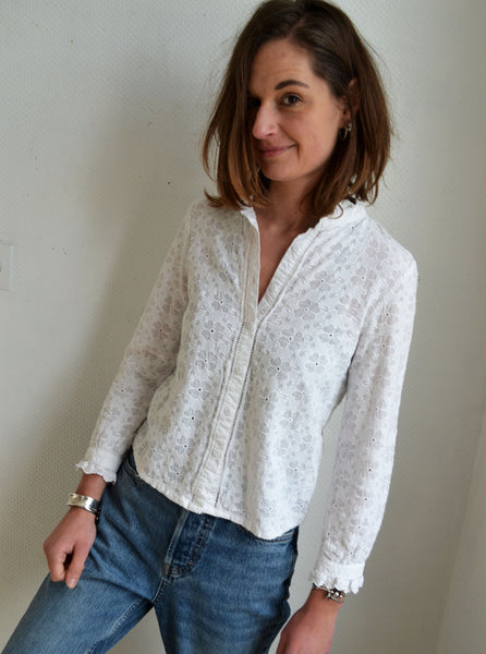 Blouse brodée fleurie