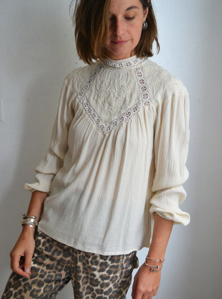 Blouse écrue Perlée
