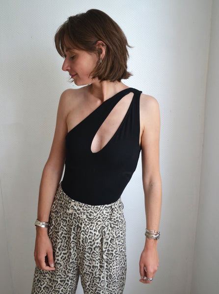 Body Noir Cut Out