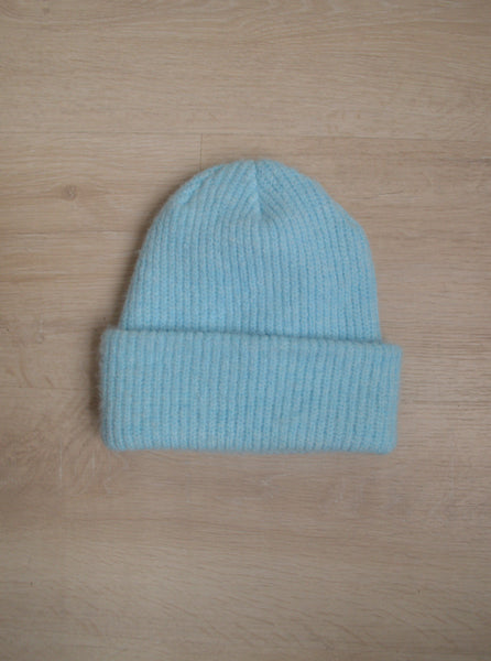 Bonnet Blue