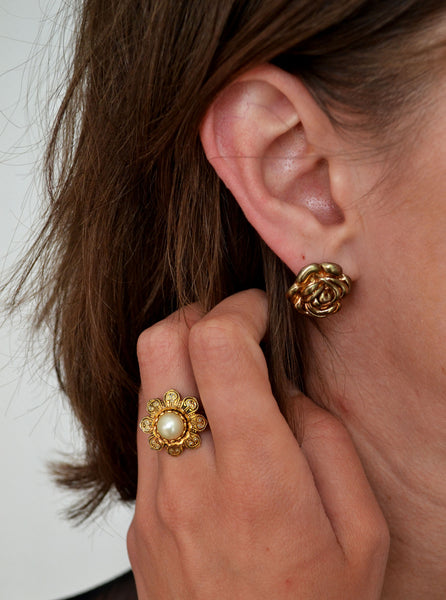 Boucles d'oreilles dorés Rosa Vintage