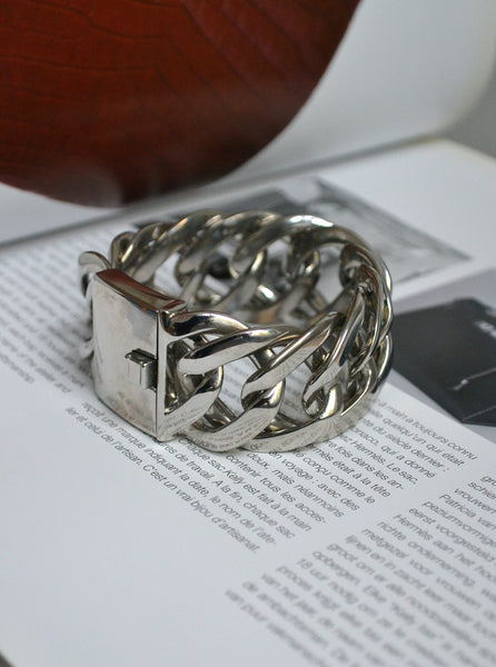 Bracelet manchette maillons argentés