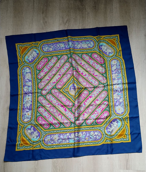Carré Hermès 90cm QALAMDAN