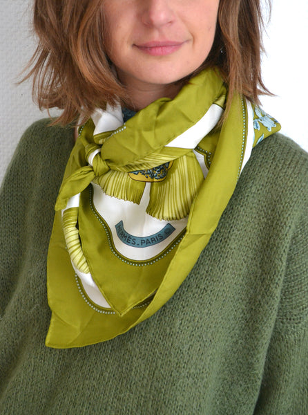 Foulard en soie Hermès thème Tsubas
