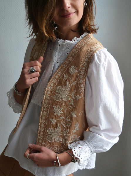 Gilet sans manche Gaze de Coton Brodé