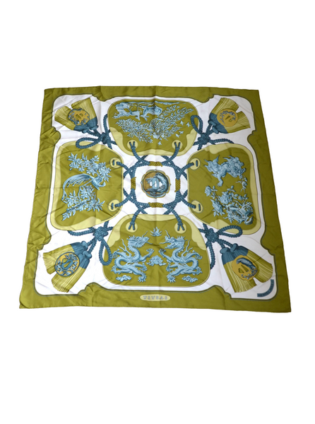 Foulard en soie Hermès thème Tsubas