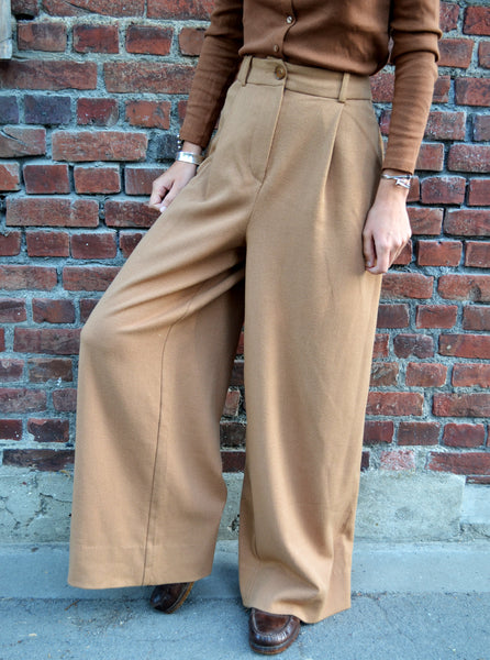 Pantalon Camel Essentiel Antwerp