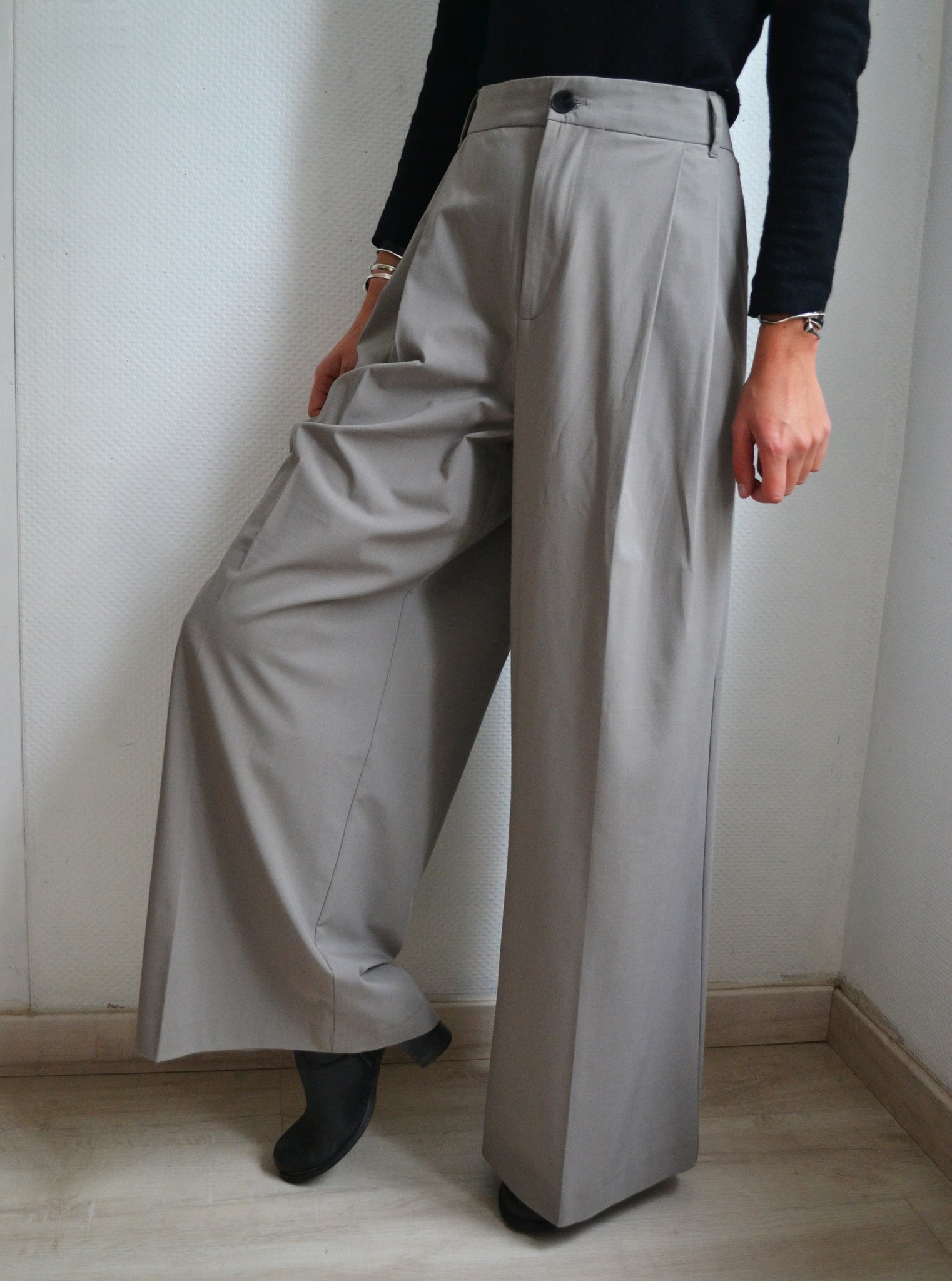 Pantalon à larges jambes Gris