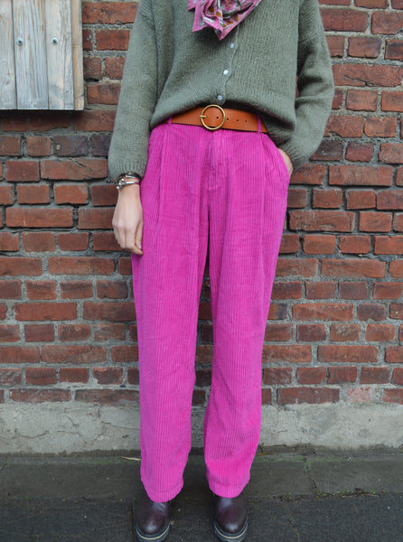 Pantalon fuchsia côtelé