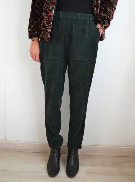 Pantalon côtelé vert sapin