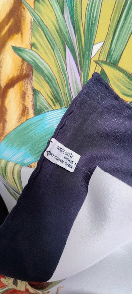 Foulard en Soie Tigre Dior Vintage