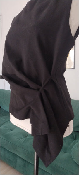 Top noir Asymétrique