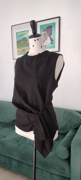 Top noir Asymétrique