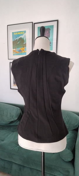 Top noir Asymétrique