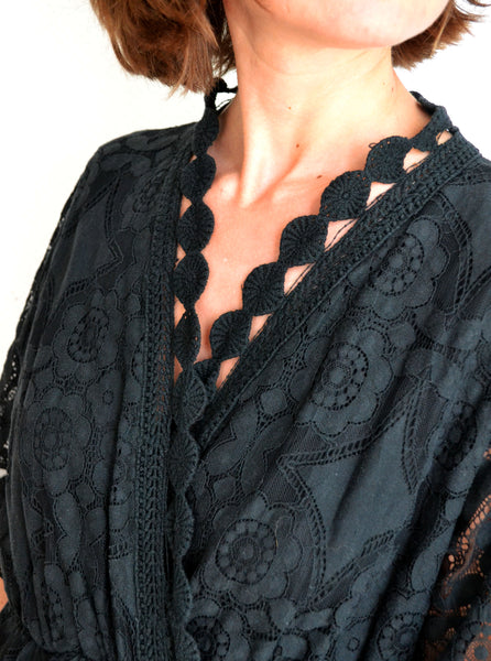 Robe Cache Cœur Black Lace