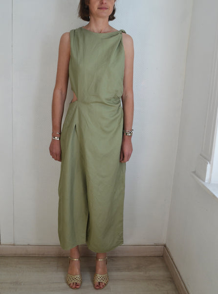 Robe Cut Out Kaki