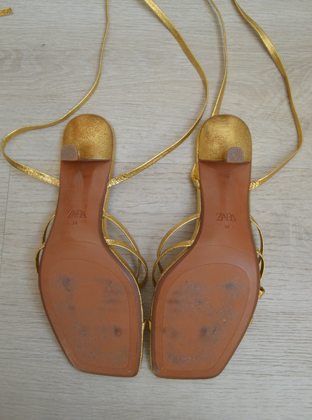 Sandales dorée Zara T38