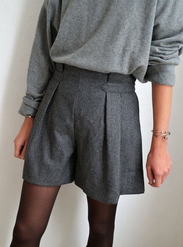 Short en Laine Gris